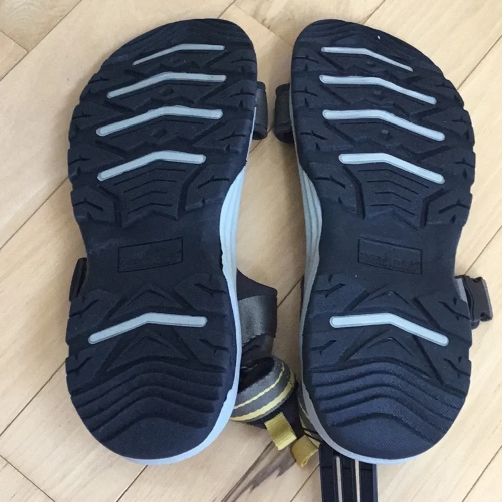 OZARK trail Outdoor Trek adjustable Ankle Strap Sandals. Men’s size 13